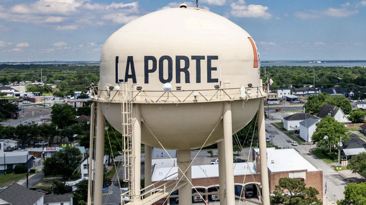 La Porte Launch